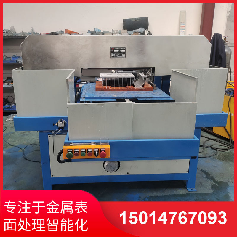 鋁材直(zhi)紋拉(la)絲(si)機生産(chan)供(gong)應